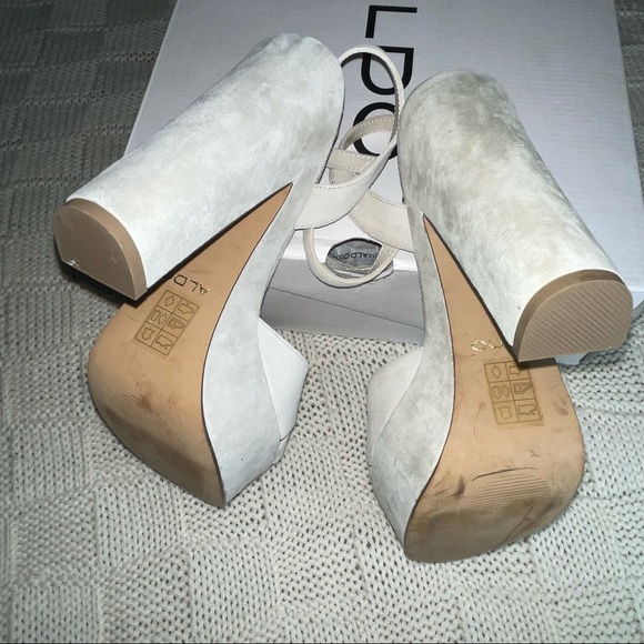 ALDO chunky platform heels (hilger) - Picture 3 of 6